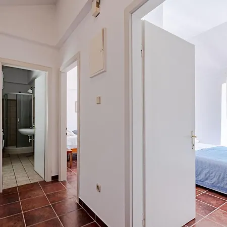 別荘 Three-bedroom In